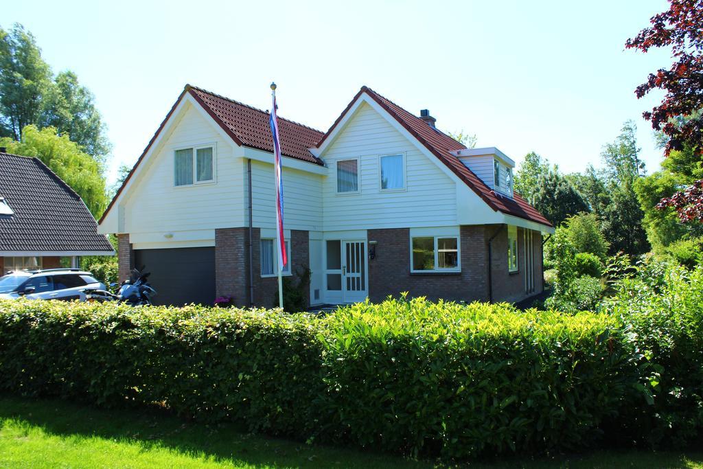 Bed And Breakfast De Lijster Zuid-Scharwoude Екстериор снимка