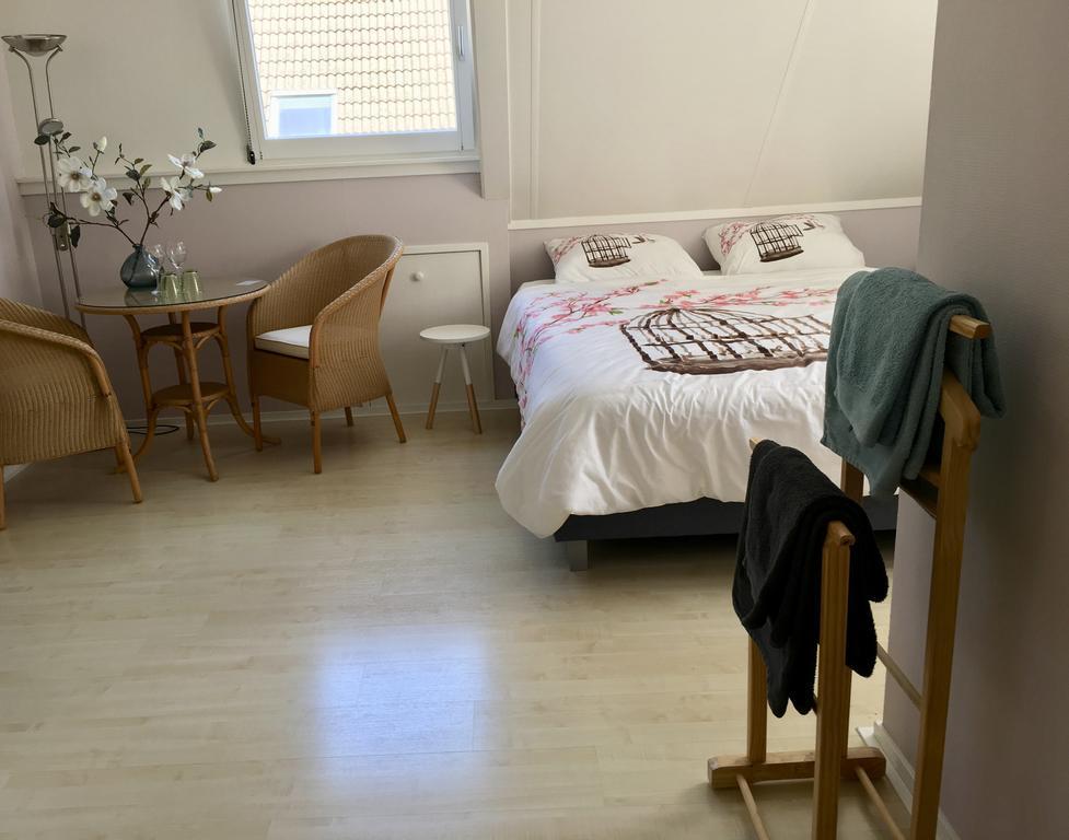Bed And Breakfast De Lijster Zuid-Scharwoude Екстериор снимка